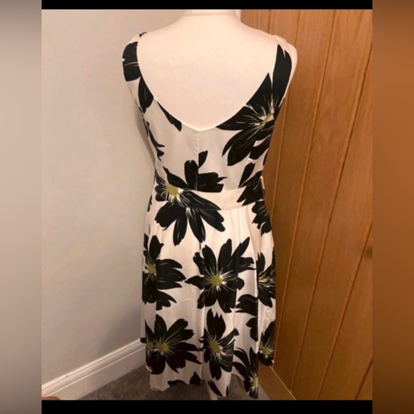Ladies Debenhams Collection Beautiful Dress Size 12 - Picture 6 of 6